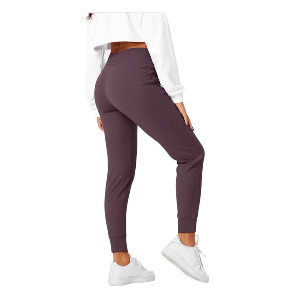Halara High Waisted Joggers - Picture 2 of 3
